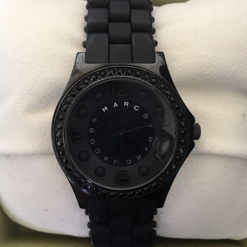 Marc Jacobs Black Watch, rubber links and crystal